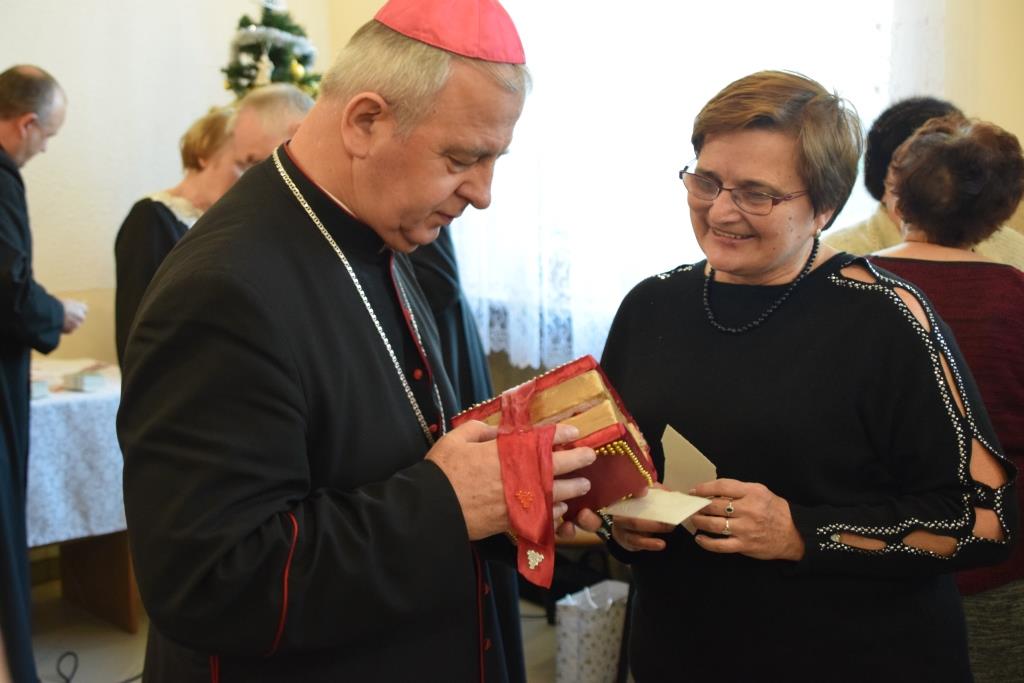 Spotkanie Opłatkowe wolontariuszy PZC z Biskupem Janem Piotrowskim