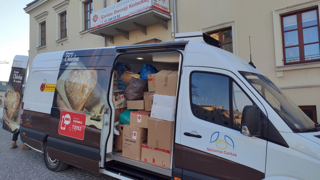 Kolejna pomoc humanitarna trafiła do Jaworowa na Ukrainie