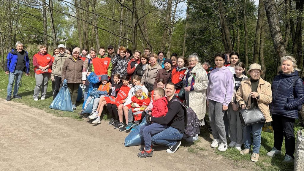 Uchodźcy z Ukrainy włączyli się w akcję z okazji Światowego Dnia Ziemi