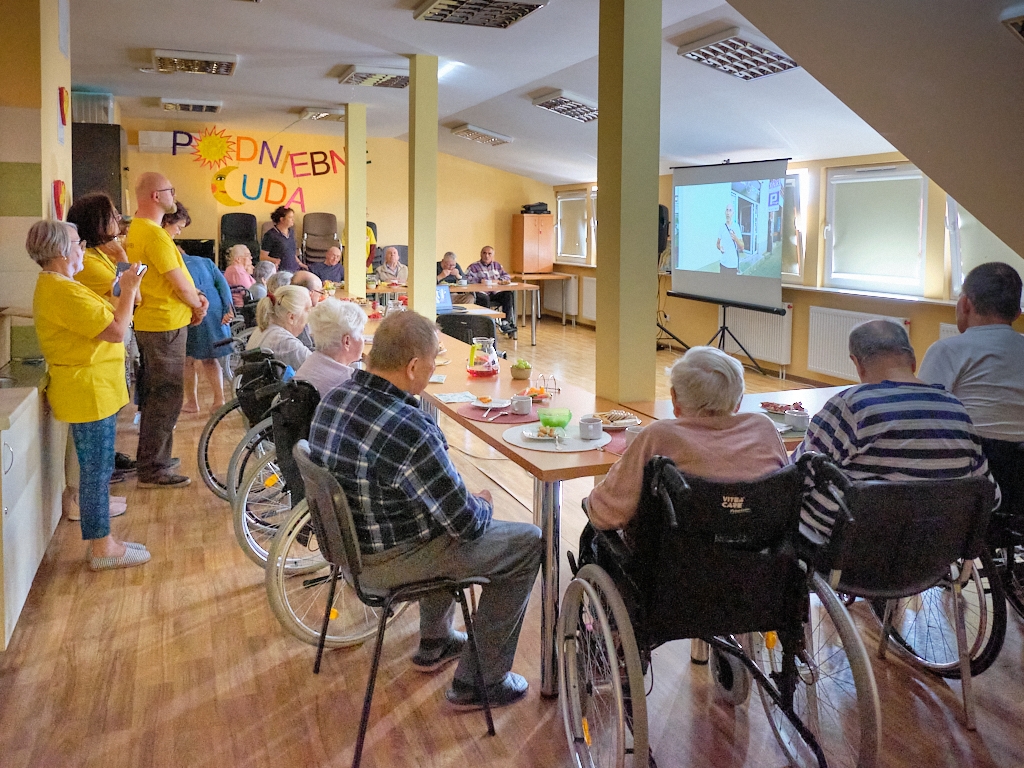 Read more about the article Wirtualny spacer po&nbsp;Kielcach z&nbsp;pacjentami Hospicjum