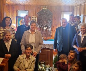 Bp&nbsp;Jan Piotrowski modlił się w&nbsp;Domu Samotnej Matki w&nbsp;Wiernej