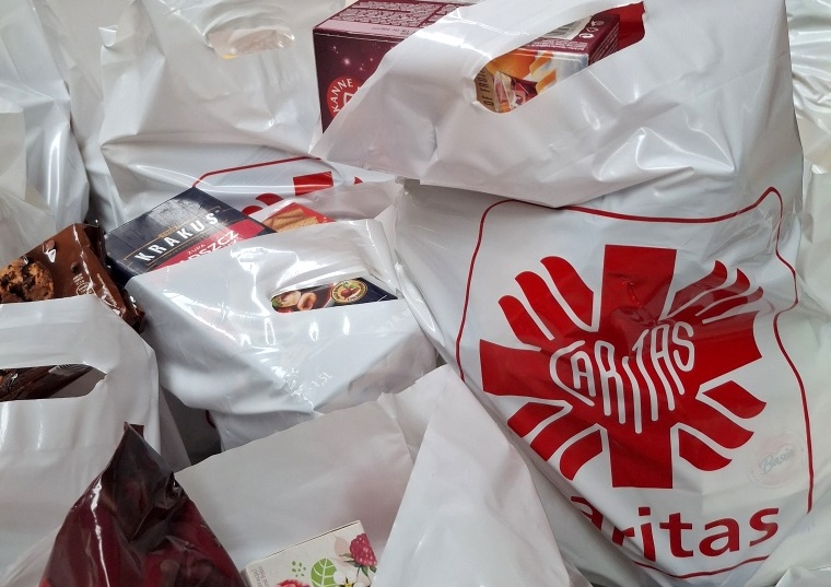 Read more about the article Blisko 2 tysiące osób otrzymało wsparcie przed&nbsp;Świętami Bożego Narodzenia