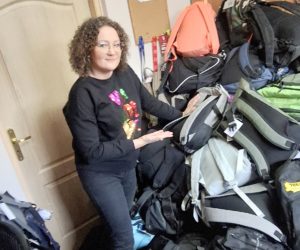 Wielki odzew na&nbsp;akcję “Plecak Dobroci” – ogrom darów dla osób bezdomnych i&nbsp;ubogich