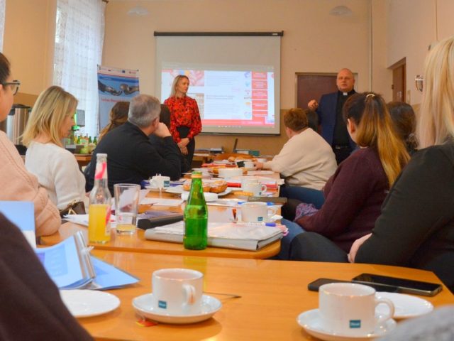 Spotkanie organizacji partnerskich realizujących program pomocy żywnościowej