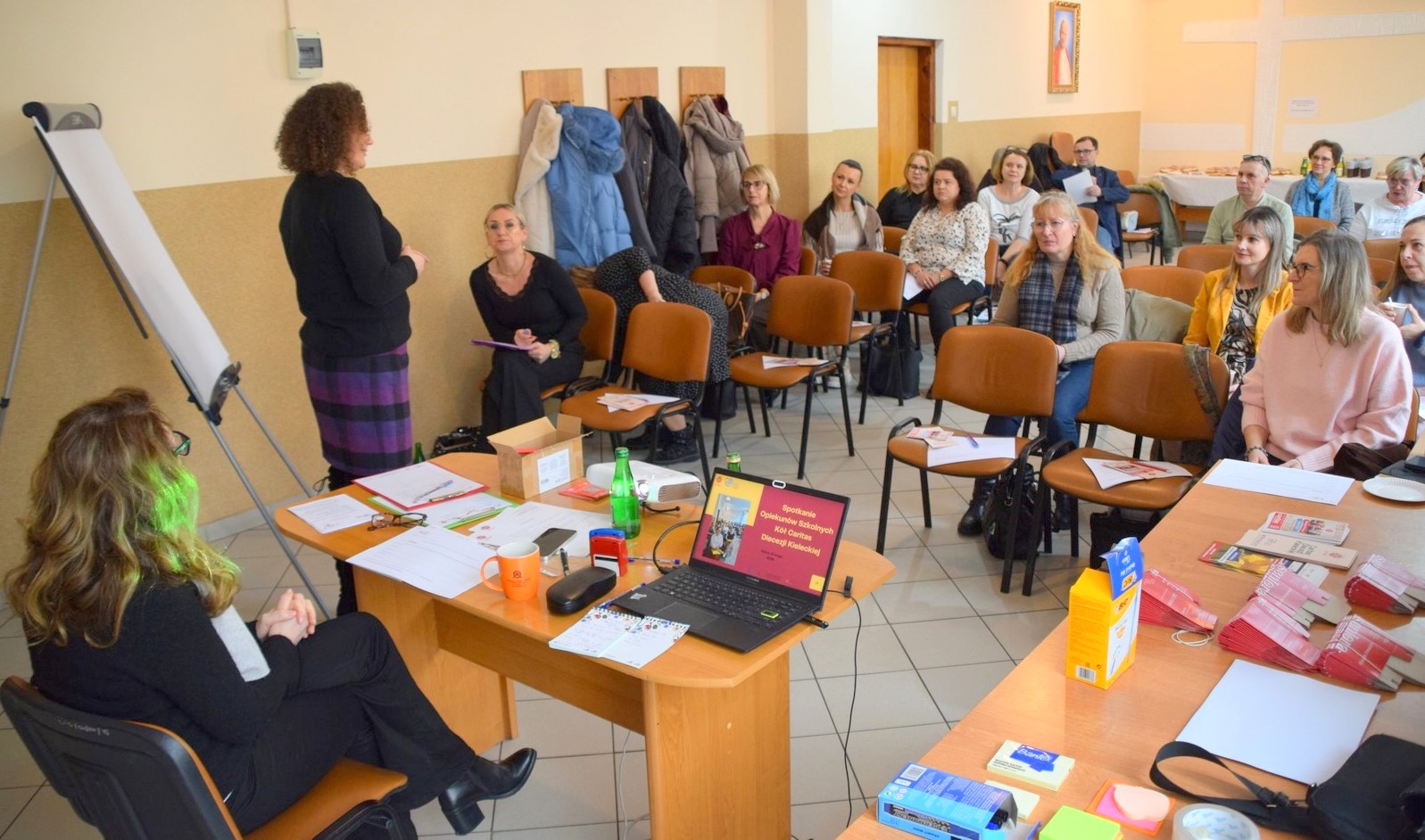 You are currently viewing Szkolenie dla opiekunów Szkolnych Kół Caritas. Inspirujące warsztaty w&nbsp;Kielcach