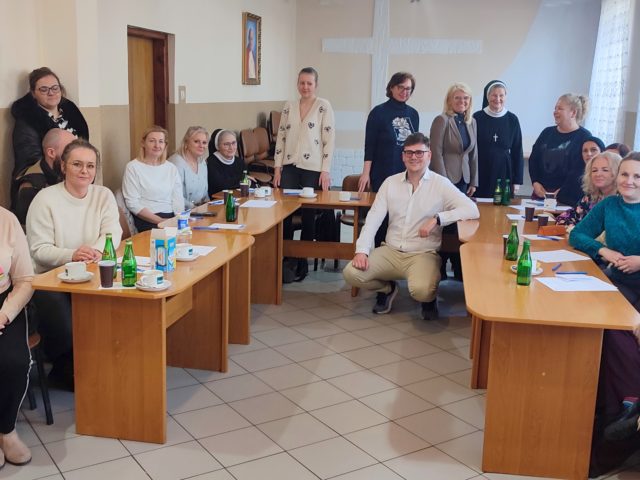 Inspirujące warsztaty dla pracowników Caritas