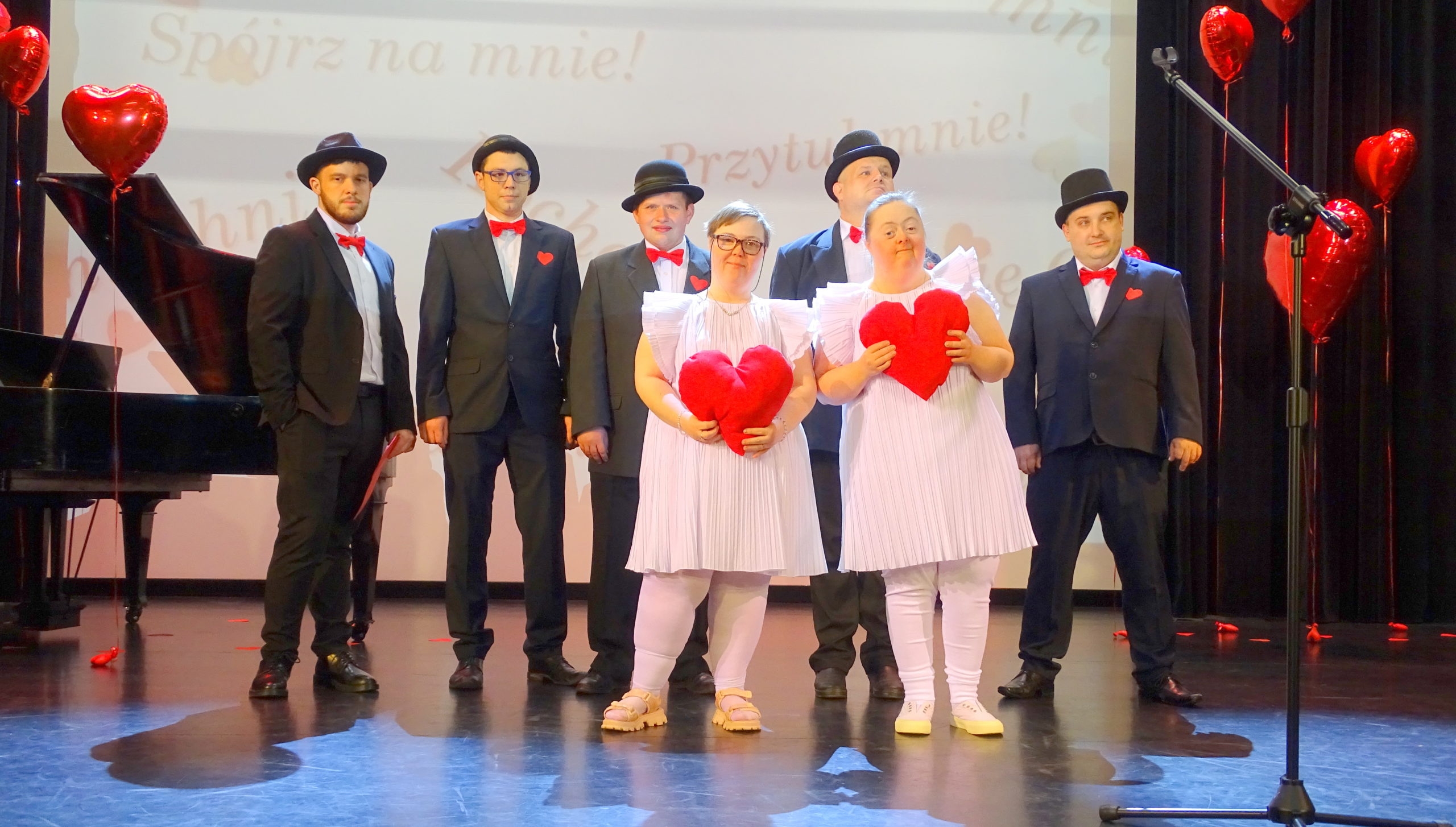 You are currently viewing Wiele pięknych występów na&nbsp;Małopolskim Festiwalu Piosenki Osób Niepełnosprawnych w&nbsp;Proszowicach